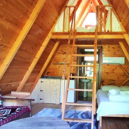 Tabiat Bed & Breakfast